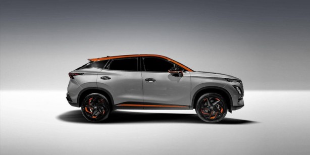 Foto - Otomobil piyasasını alt üst eden SUV! Peynir ekmek gibi satılıyor