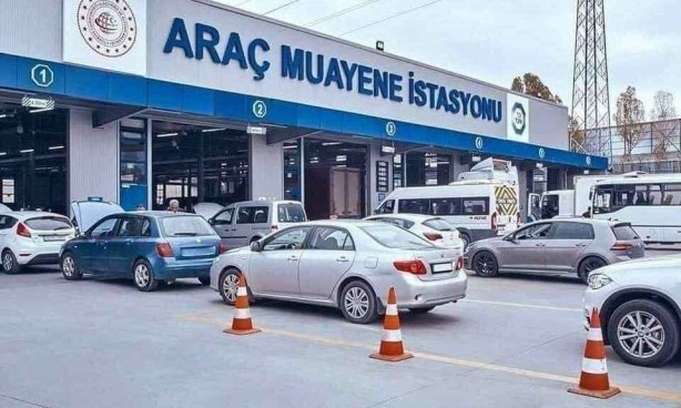 Foto - Otomobil sahiplerinin dikkatine! Araç plakalarınız böyle ise para cezasının yanında muayenede kusur kabul ediliyor!