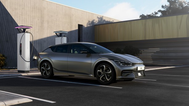 Foto - Otomobil severlere Kia’dan yılın son indirimi! Fırsat ayağınıza geldi! Yeni yıla yeni araç! Sıfır faiz fırsatı!