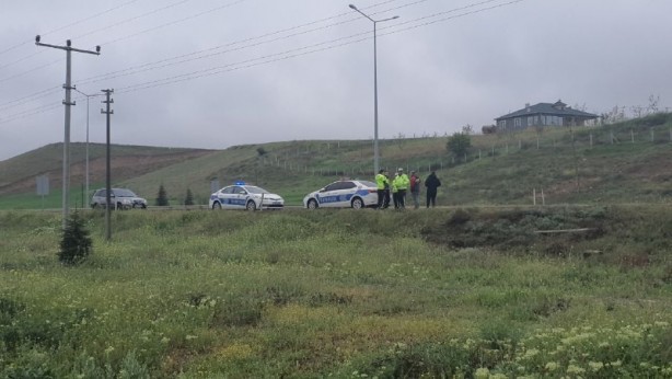 Foto - Otomobil su kanalına düştü: 1 ölü, 4 yaralı