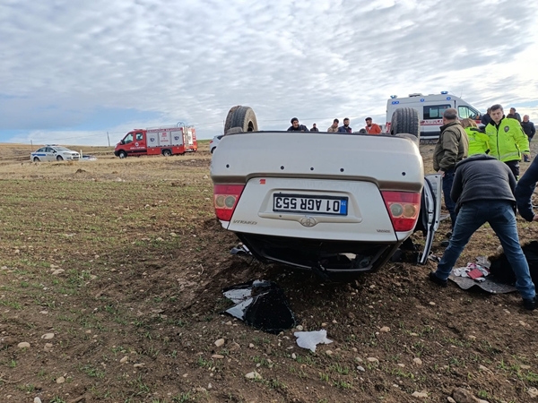 Otomobil takla attı: 2 yaralı