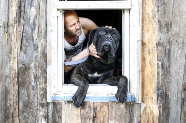 Foto - Otomobil tamircisi İsmail Yıldırım Jason Statham'a benzerliğiyle şöhreti yakaladı