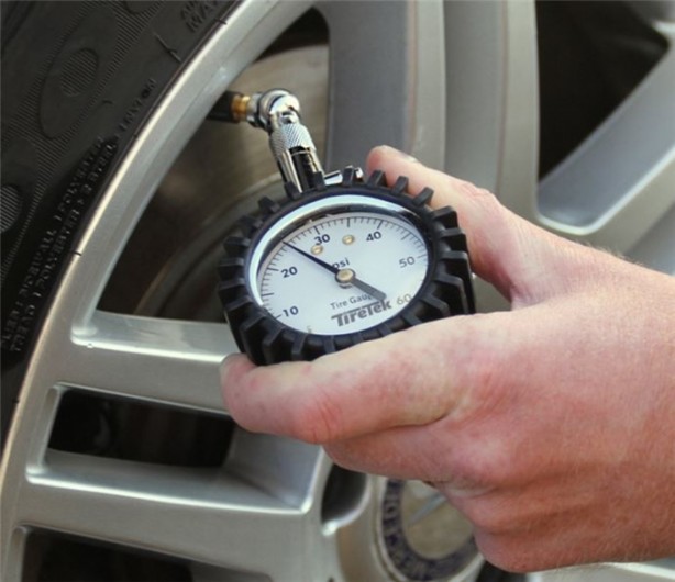 Foto - Otomobil tekerini değiştirmenizi kolaylaştıracak 7 tavsiye