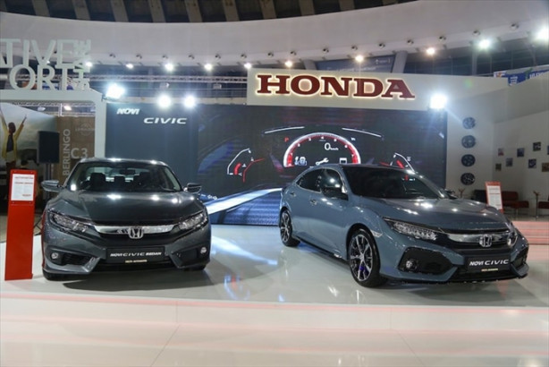 Foto - Otomobil tutkunları Belgrad'da bir araya geldi