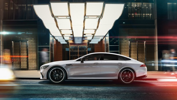 Foto - Otomobil tutkunlarının hayali! Yenilenen Mercedes-AMG GT Coupe Türkiye'de