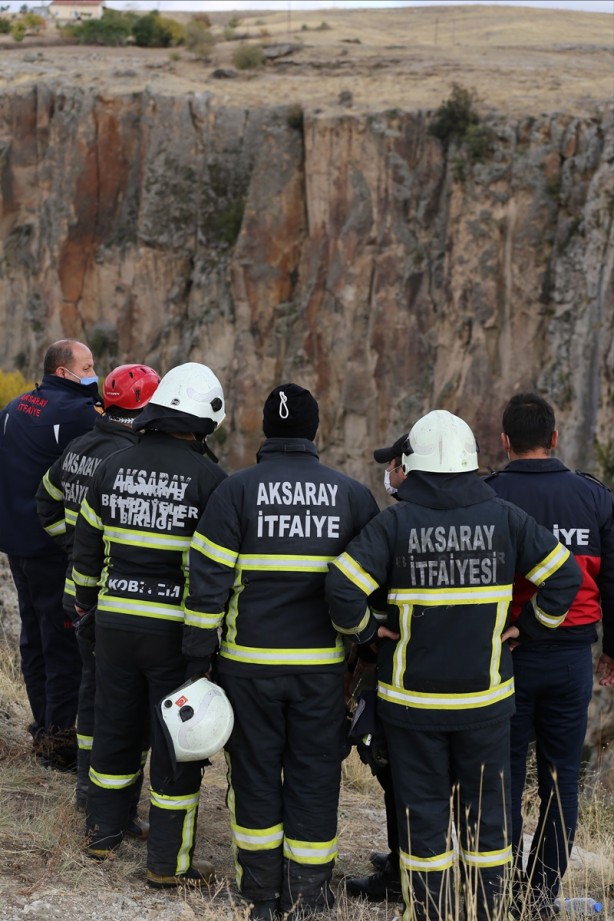 Foto - Otomobil uçuruma yuvarlandı! 2 kişi ağır yaralandı