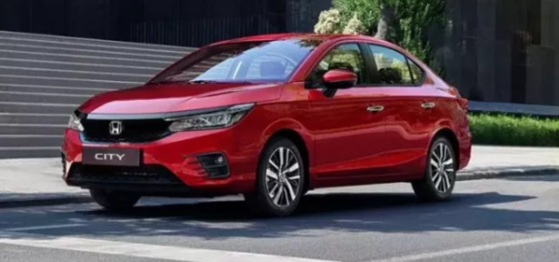 Foto - Otomobilde fiyatlar yükseldi! 400 bin liranın altında tek araç kaldı