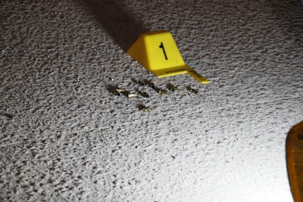 Foto - Otomobiliyle seyir halindeyken başka araçtan ateş açıldı, sırtından vuruldu