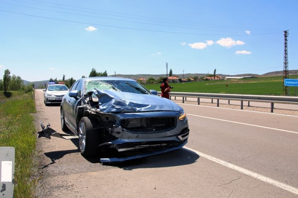 Foto - Otomobille çarpışan motosikletin sürücüsü hayatını kaybetti
