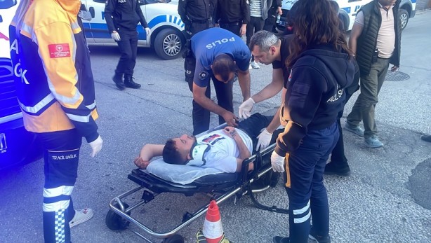 Foto - Otomobille polisten kaçmaya çalışan 3 şüpheli kaza yapınca yakalandı