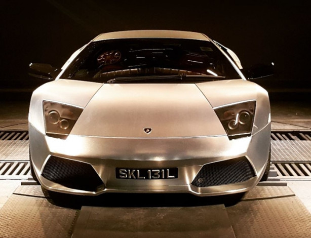 Foto - Otomobilleri otomattan satın alıyorlar!