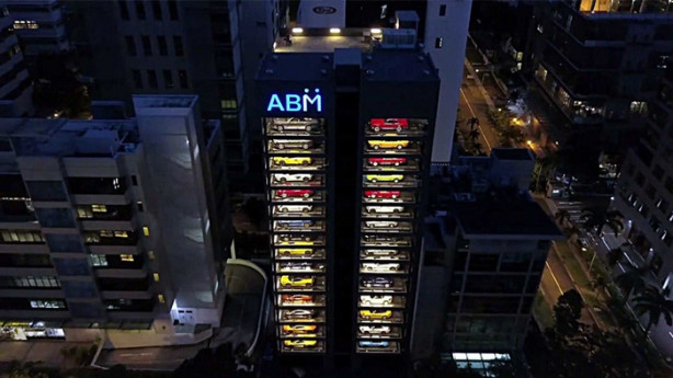 Foto - Otomobilleri otomattan satın alıyorlar!