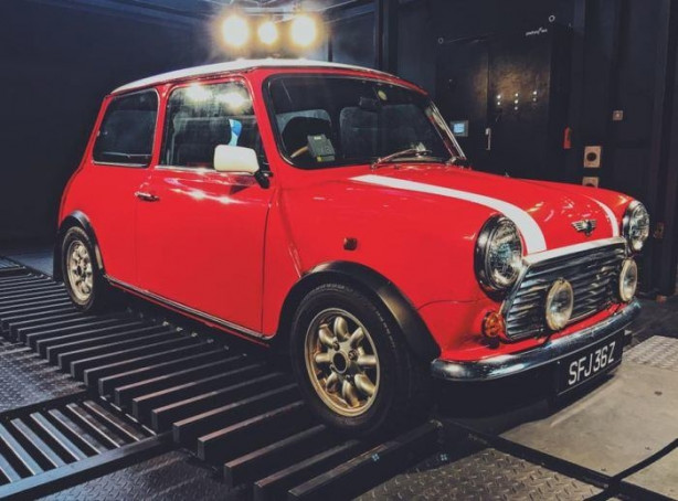 Foto - Otomobilleri otomattan satın alıyorlar!