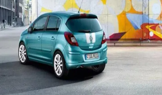 Foto - Otomobillerin gizli özellikleri! Silecek ve sinyal kolunu aynı anda kendinize çektiğinizde..