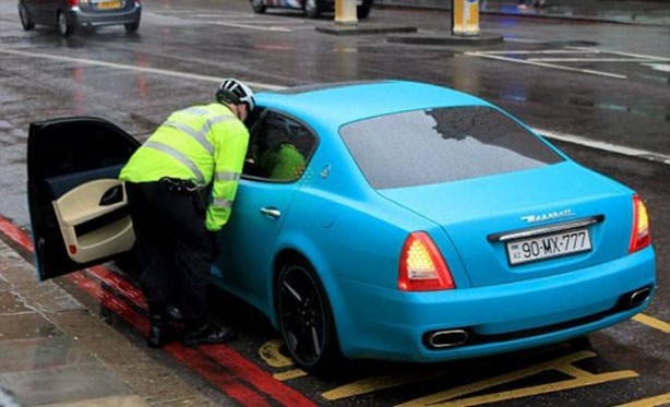 Foto - Otomobillerini bakın nasıl getiriyorlar...