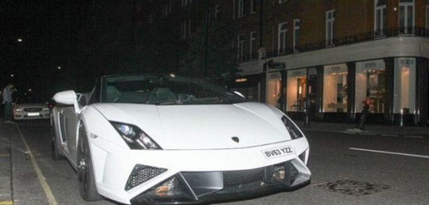 Foto - Otomobillerini bakın nasıl getiriyorlar...