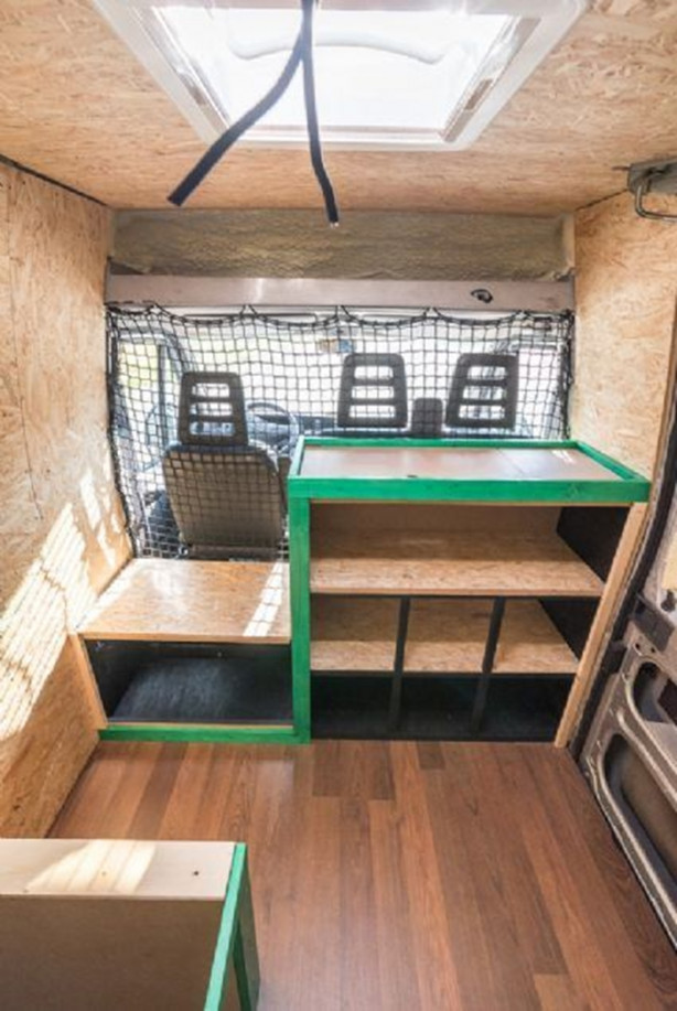 Foto - Minibüsü karavana çevirdiler!