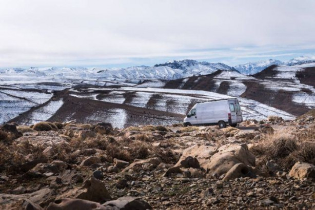 Foto - Minibüsü karavana çevirdiler!