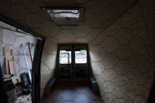 Foto - Minibüsü karavana çevirdiler!