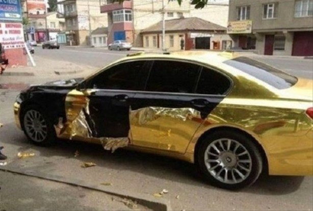 Foto - Otomobillerini park ettiklerine pişman oldular