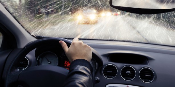 Foto - Otomobillerle ilgili doğru bildiğimiz yanlışlar neler? Mutlaka bilinmesi gereken kurallar hangileri?