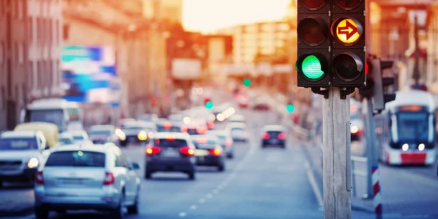 Foto - Otomobillerle ilgili doğru bildiğimiz yanlışlar neler? Mutlaka bilinmesi gereken kurallar hangileri?