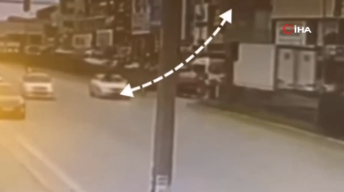 Foto - Otomobilin çarptığı kadın bakın kim çıktı! Başkan Erdoğan detayı
