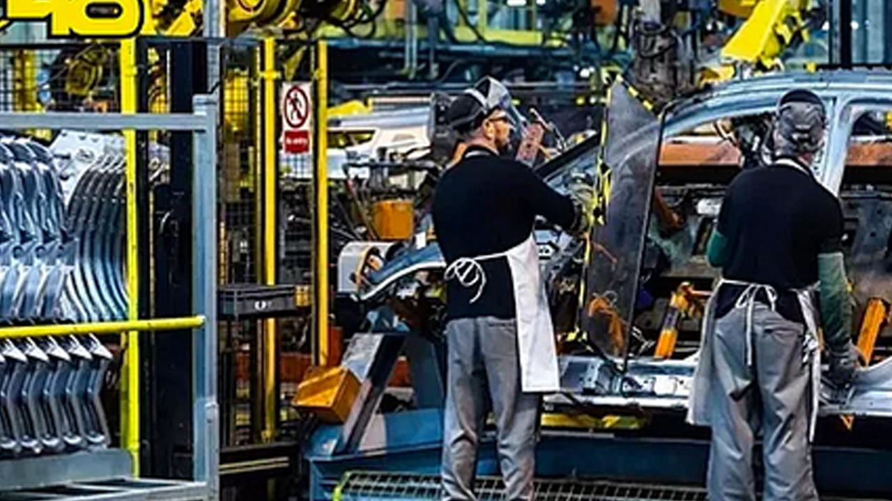 Otomotiv devi koltuk satmaya başladı! Fiyatı 53 bin TL! Tüm dünyanın dikkatini çeken gelişme…