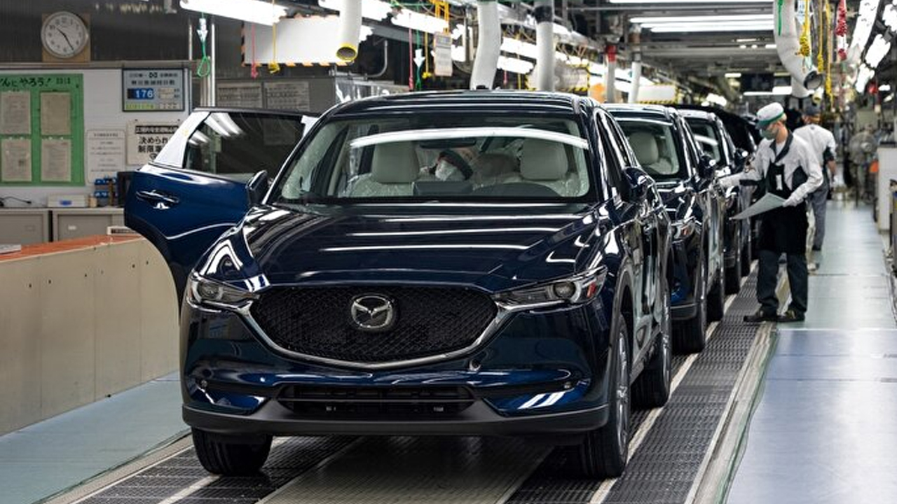 Foto - Otomotiv devinden 28 yıl sonra beklenmedik adım! Logosunu değiştirdi