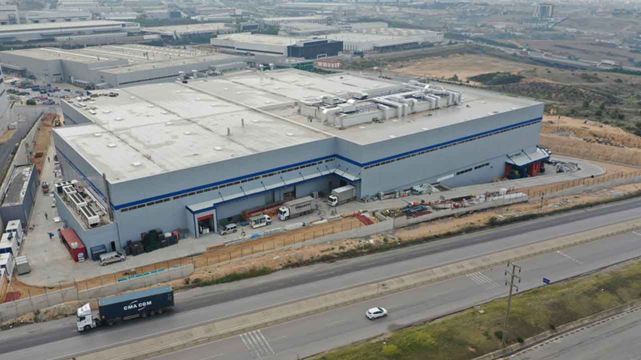 Otomotiv devinden beklenmedik karar: Türkiye'den çekiliyor