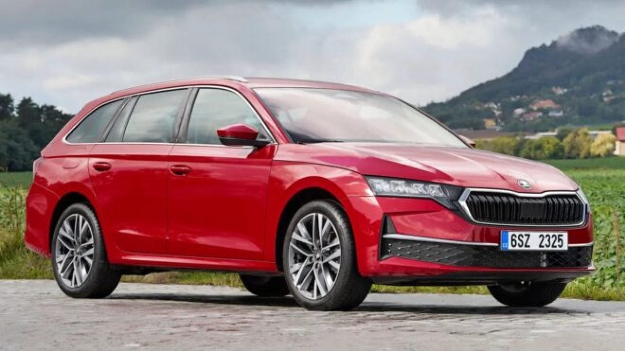 Otomotiv devinden dev hamle! Skoda Octavia artık 'tam hibrit' motor seçeneğiyle yollara çıkıyor