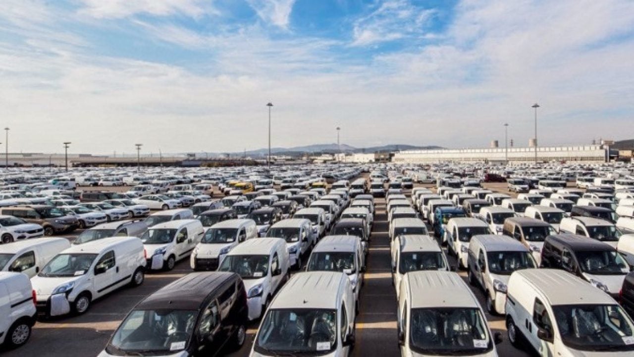 Foto - Otomotiv endüstrimiz coştu: Bir ayda 4 milyar dolarlık ihracat 