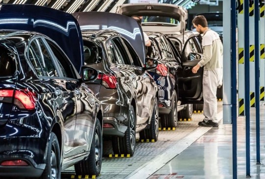 Foto - Otomotivde indirim dönemi başlıyor! Uzmanlar tarih verdi!