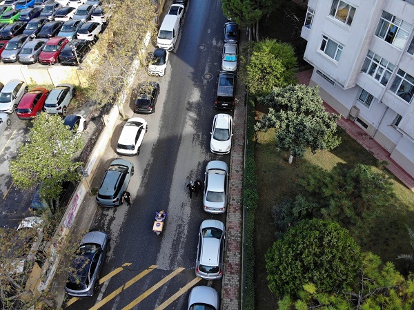 Foto - Otopark krizinin çözümü isteniyor! Maltepe Belediyesi isyan ettirdi