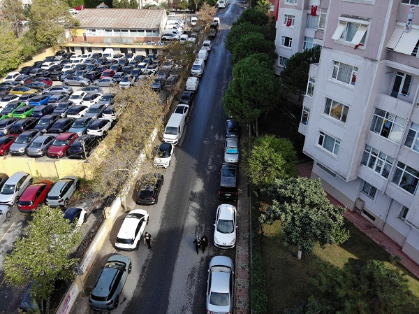 Foto - Otopark krizinin çözümü isteniyor! Maltepe Belediyesi isyan ettirdi