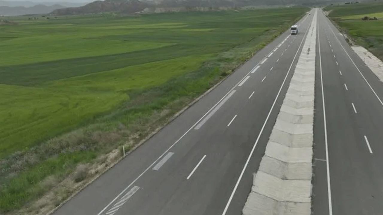 Otoyolda bu sesi duyarsanız korkmayın...İlk uygulama tamamlandı!