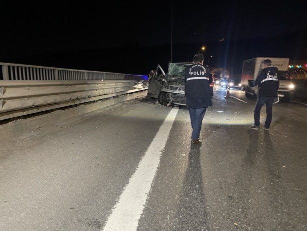 Foto - Otoyolda feci kaza! 1 kişi öldü