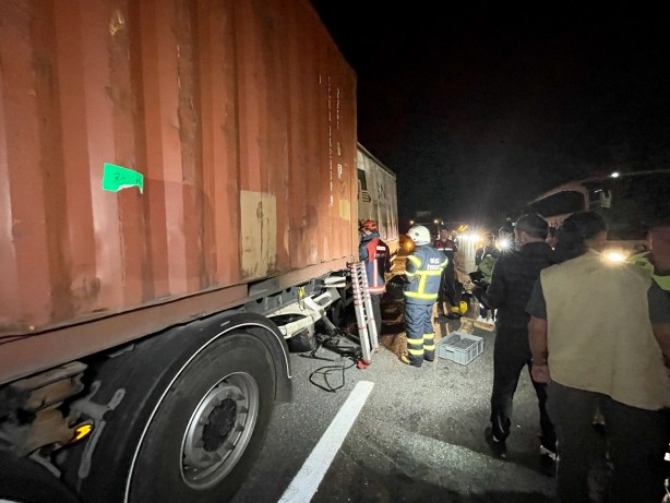 Foto - Otoyolda feci kaza! Kişi öldü