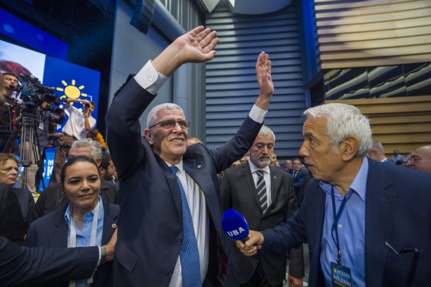 Foto - Oy oranını duyunca gülmekten yıkılacaksınız! Bu ne gaz Müsavat Dervişoğlu!