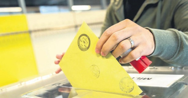 Foto - Oy sayımı sürerken Rasim Ozan Kütahyalı'dan Hamza Dağ bombası: İzmir bu gece uyumayacak