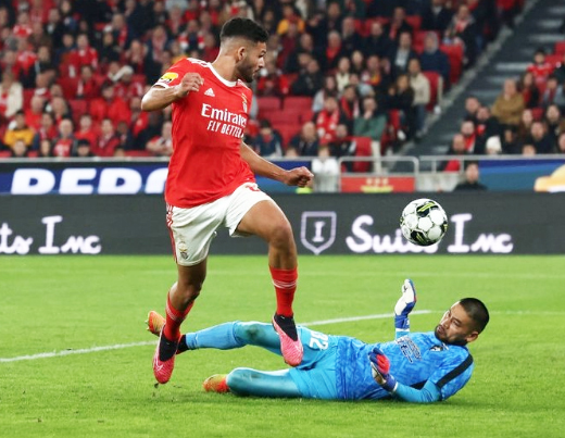 Foto - Öyle bir file bekçisi alıyor ki... Beklenmedik kaleci! 