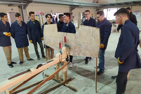 Foto - Öyle bir gelir elde ettiler ki | Meslek liseleri para basıyor