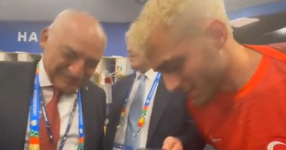 Öyle bir şey yaptı ki görenler şoke oldu! Ve İngiltere devleri artık devrede... Yok artık!