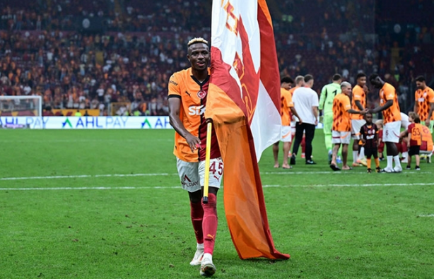 Öyle bir şey yaptı ki: Kimse bunu bilmiyordu: Kafa tutmaya başladı: Maalesef Napoli yandı...