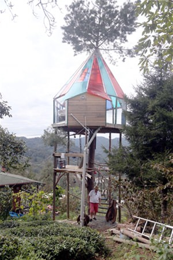 Foto - Öyle bir yere öyle bir ev yaptı ki... 