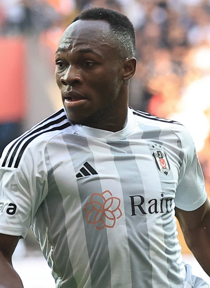 Oynamamış ve kulübeyi tehdit ediyordu…Beşiktaş kurtuldu! Jackson Muleka şimdi Arapları çıldırtıyor