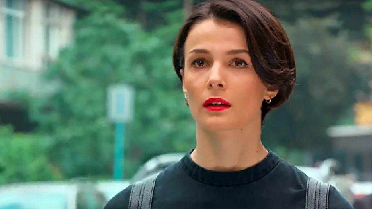 Foto - Oyuncu Büşra Develi’den büyük cesaret! Kimsenin yapamadığını yaptı… Herkes ‘Sana helal olsun’ diyor