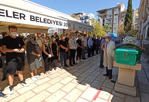 Foto - Oyuncu Demet Evgar'ın acı gününde, cenazede tuhaf görüntü!