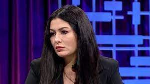 Foto - Oyuncu Deniz Çakır'dan rezil sözler! İkinci tur seçimler için bu skandal çağrıyı yaptı