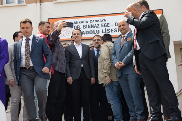 Foto - Oyunu kullanan Fatih Erbakan'dan ilk açıklama